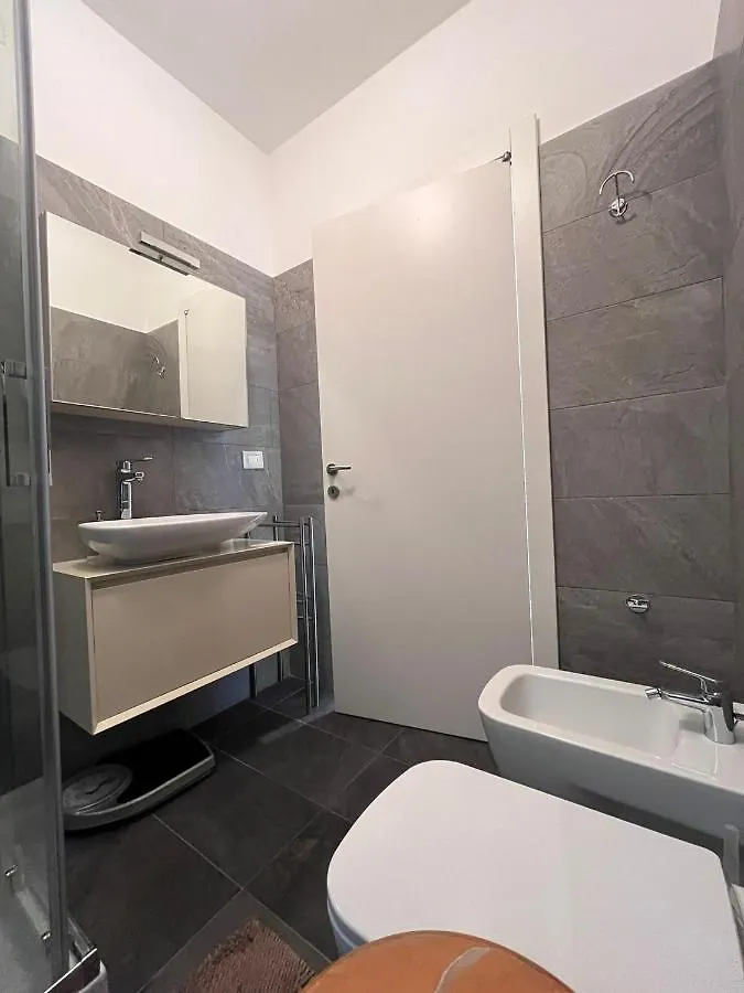 Kibilu - Via Pienza Apartment Milan Italy